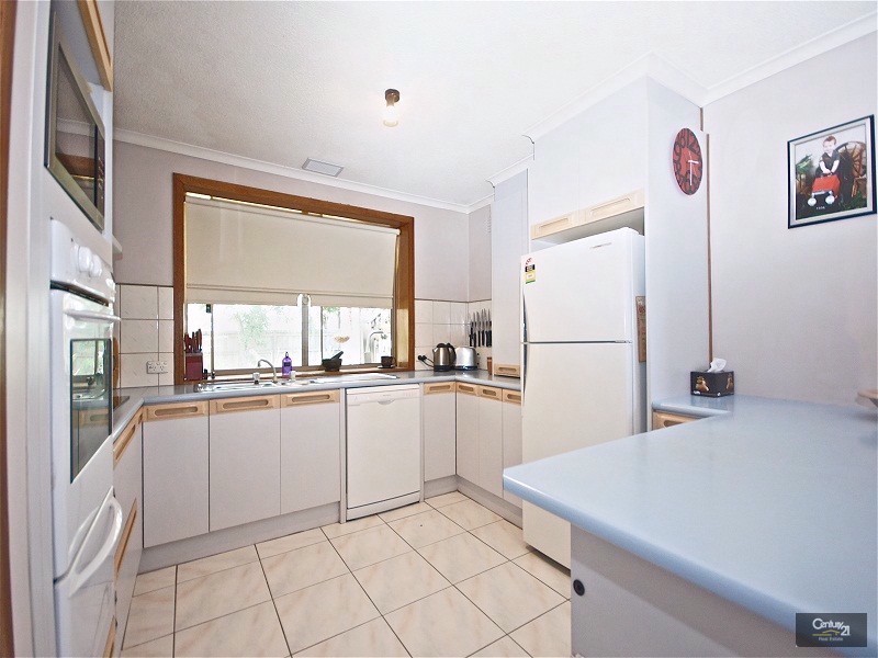 9 Greenglade Court, Noble Park VIC 3174