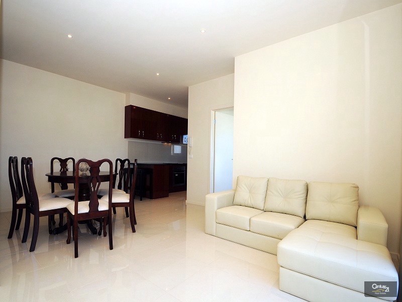 28/2-4 Hutton Street, Dandenong VIC 3175