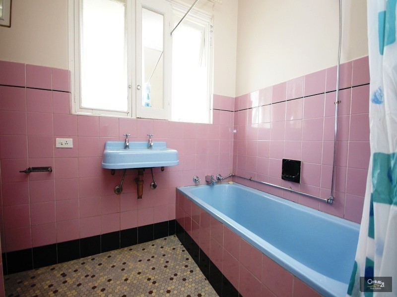 8/42 Princes Hwy, Dandenong VIC 3175