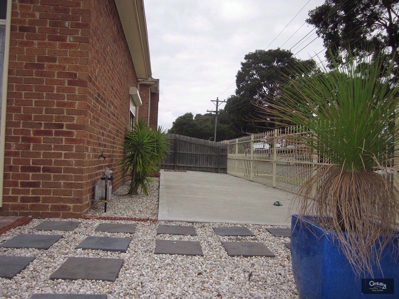 10 Carson Street, Dandenong VIC 3175