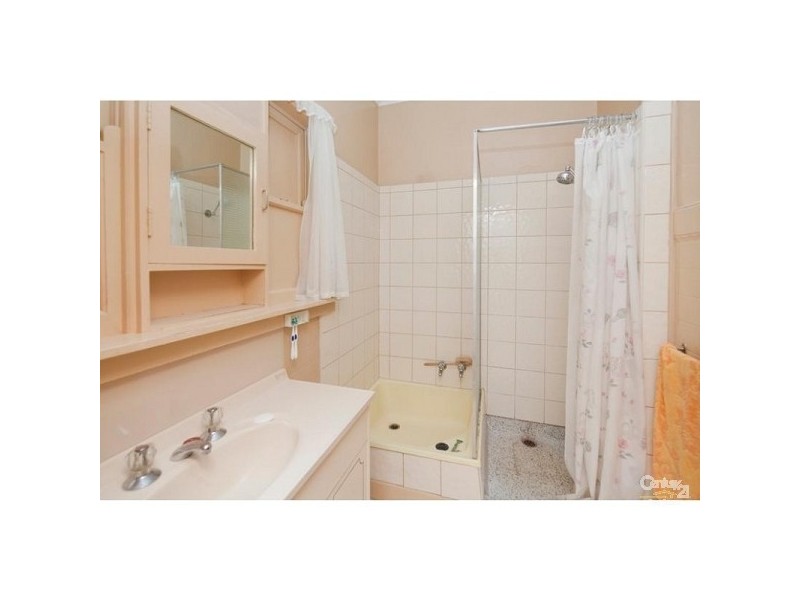 29 Leonard Avenue, Noble Park VIC 3174