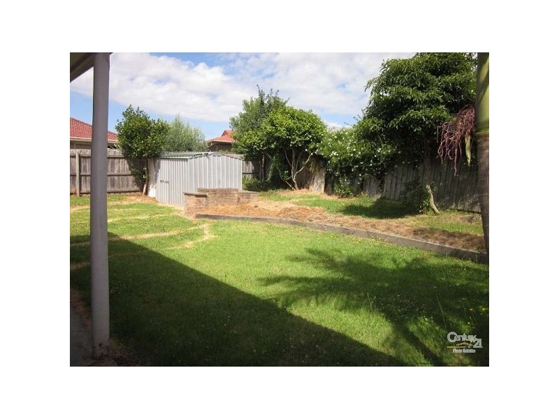 8 Wildwood Place, Mulgrave VIC 3170