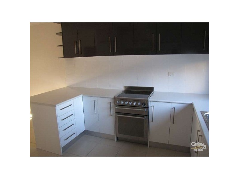 2/293 Nepean Hwy, Seaford VIC 3198