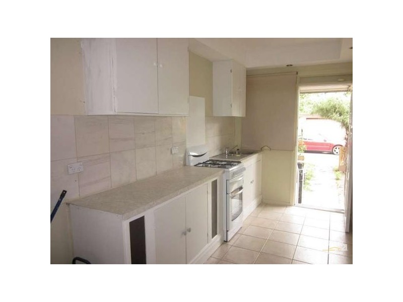 10/98 Kelvinside Road, Noble Park VIC 3174