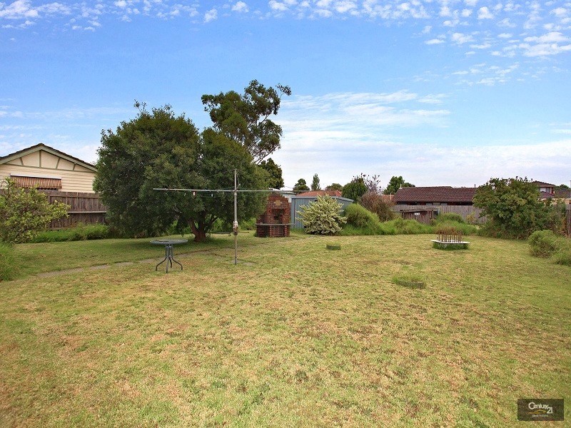19 Rutherglen Street, Noble Park VIC 3174