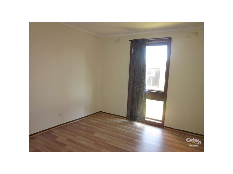 2/41 St James Avenue, Springvale VIC 3171