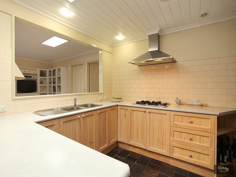 9 Patterson Court, Endeavour Hills VIC 3802