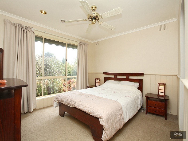 9 Patterson Court, Endeavour Hills VIC 3802