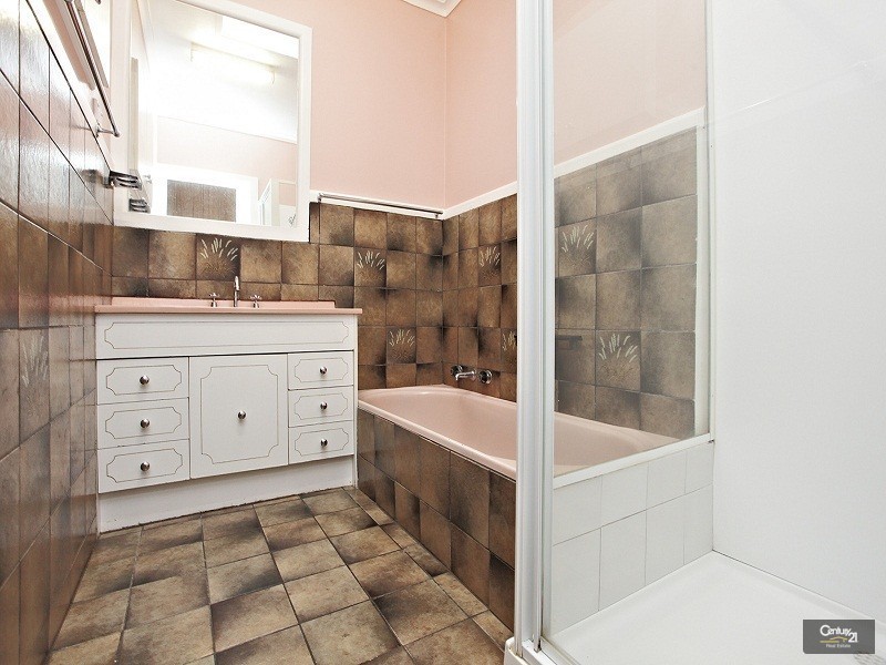 4 Clay Court, Dandenong North VIC 3175