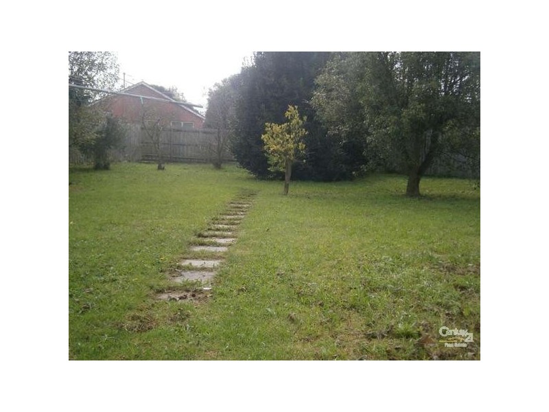 5 Peach Court, Doveton VIC 3177