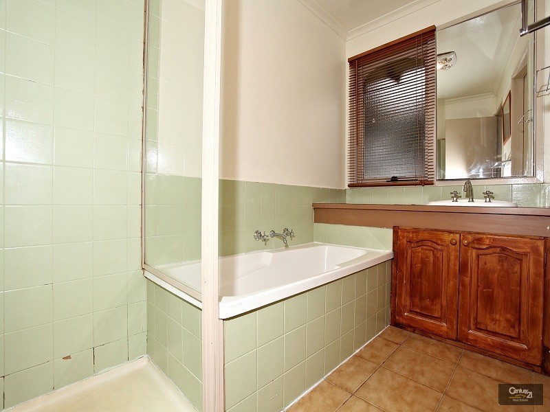 20 Leigh Court, Doveton VIC 3177