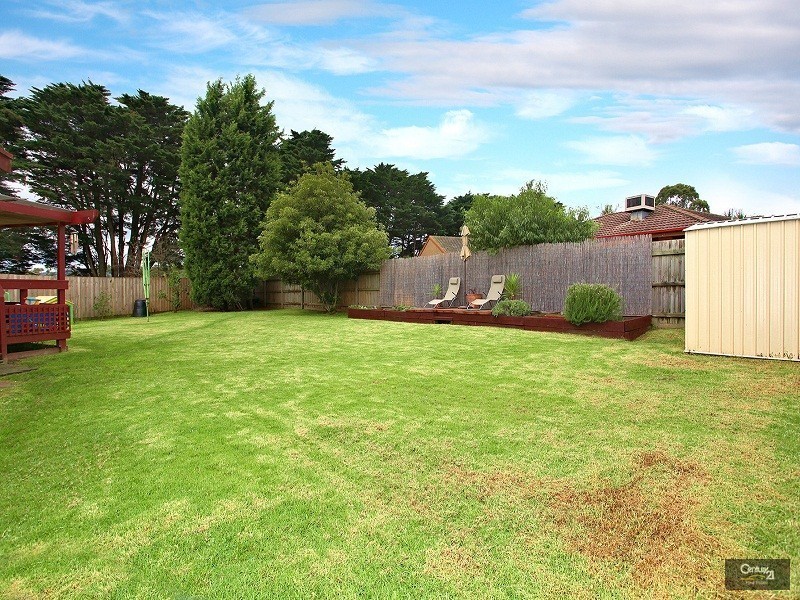 20 Leigh Court, Doveton VIC 3177