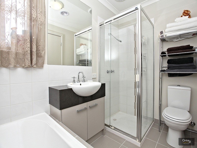 1a Watson Street, Dandenong North VIC 3175