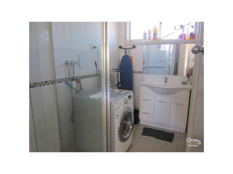 2/32 Vincent Crescent, Noble Park VIC 3174