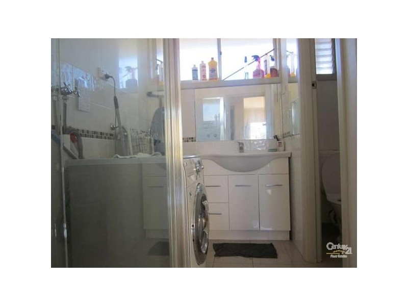 2/32 Vincent Crescent, Noble Park VIC 3174