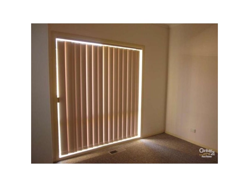 4 Raven Street, Noble Park VIC 3174