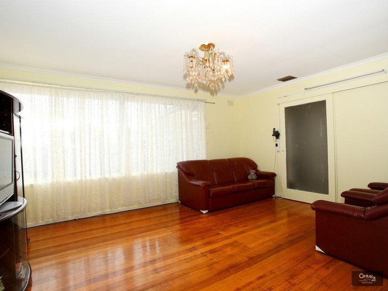 19 Walnut Crescent, Noble Park VIC 3174