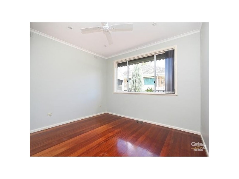 14 St Leonards Close, Noble Park VIC 3174