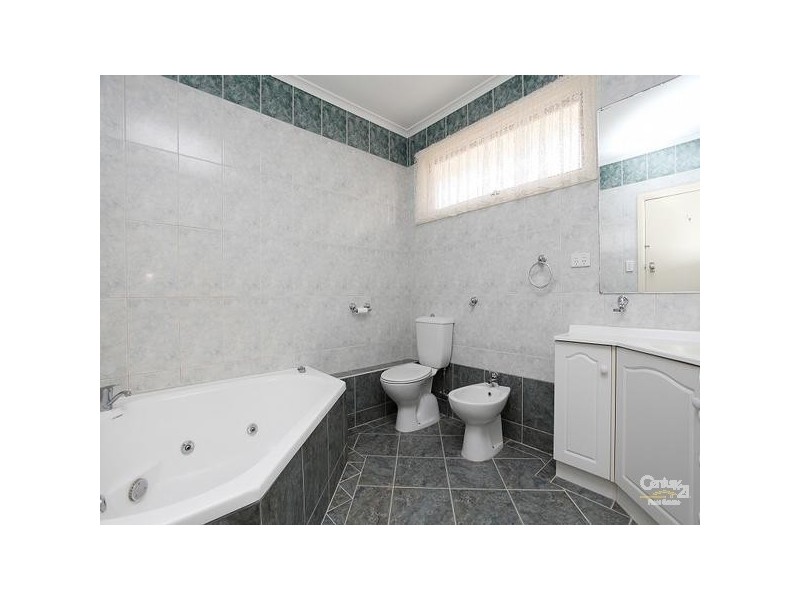 14 St Leonards Close, Noble Park VIC 3174