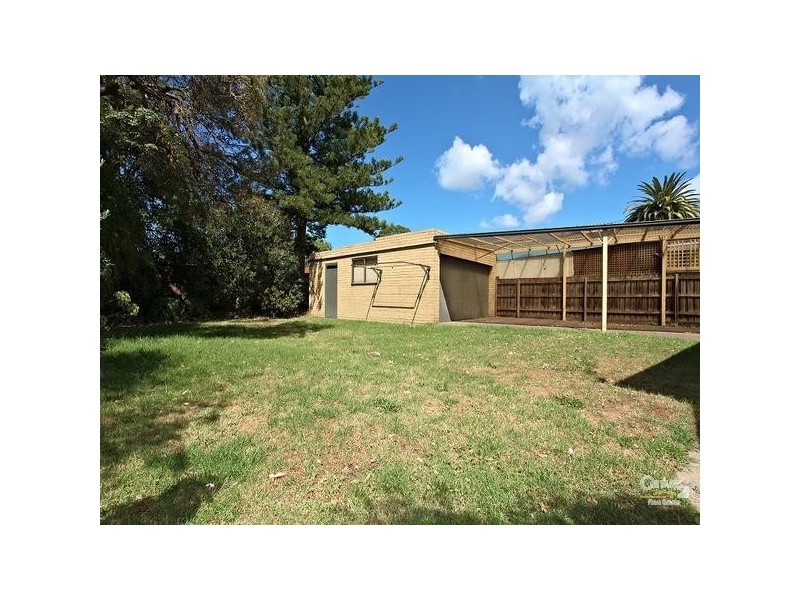 14 St Leonards Close, Noble Park VIC 3174