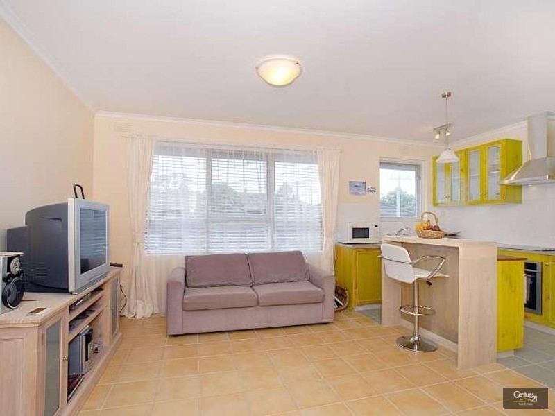 9/7 Leonard Ave, Noble Park VIC 3174