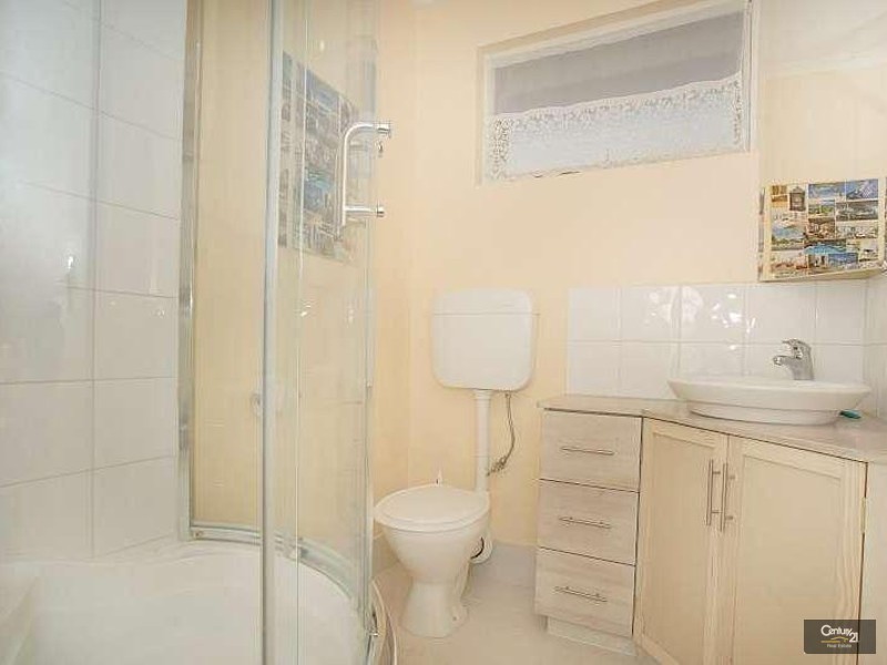 9/7 Leonard Ave, Noble Park VIC 3174