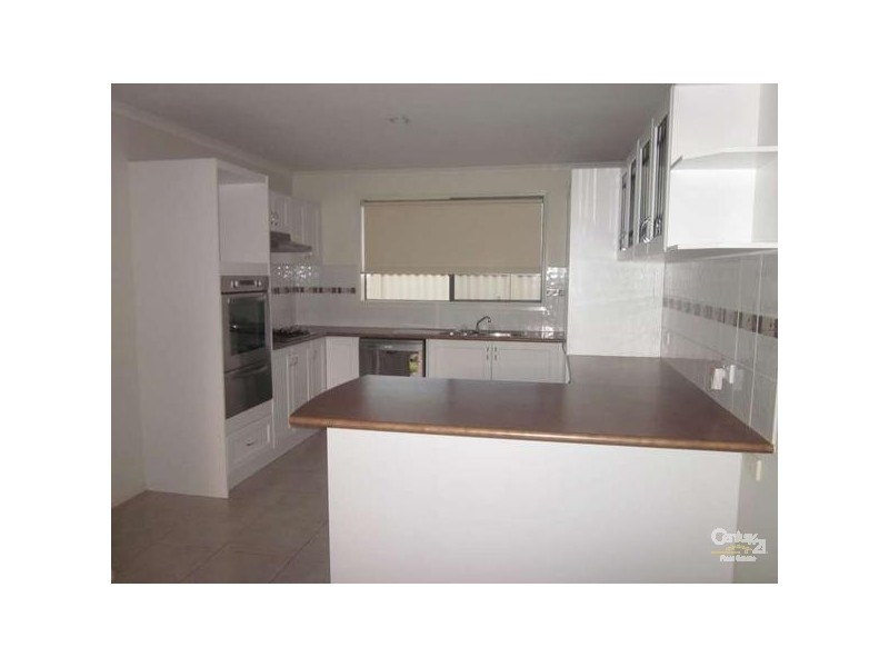 20 Jacaranda Way, Pakenham VIC 3810