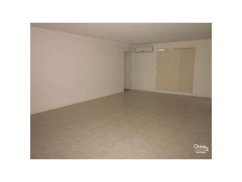 20 Jacaranda Way, Pakenham VIC 3810