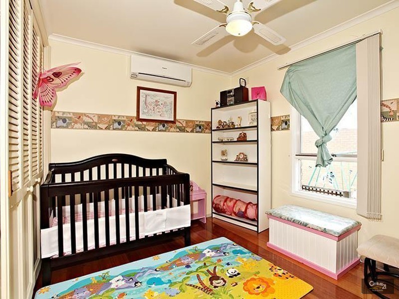 11 Darren Road, Springvale South VIC 3172