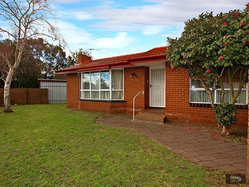 35 Somerset Drive, Keysborough VIC 3173