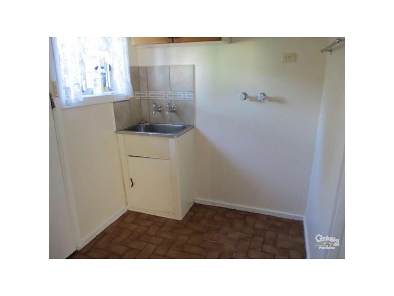 4 Lawrence Crescent, Noble Park North VIC 3174