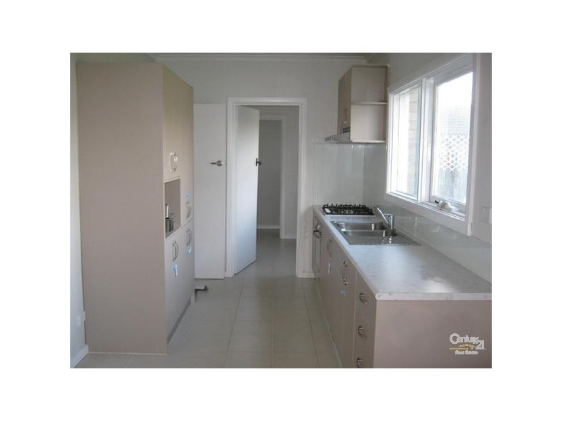 37 Theodore Ave, Noble Park VIC 3174