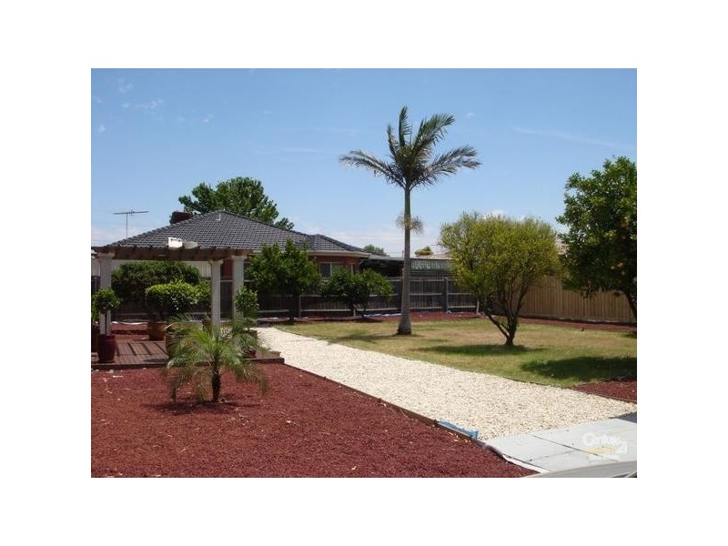 74 Albert Ave, Springvale VIC 3171