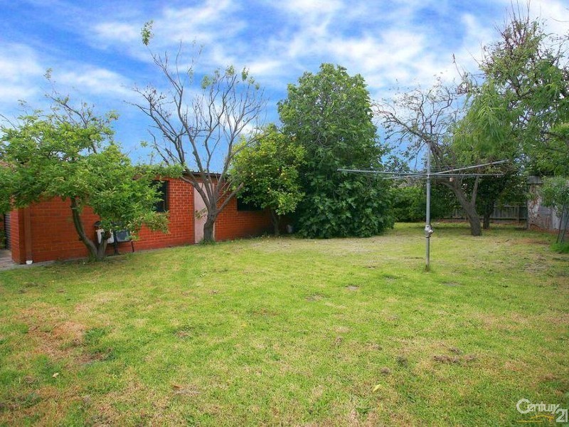 92 Noble Street, Noble Park VIC 3174