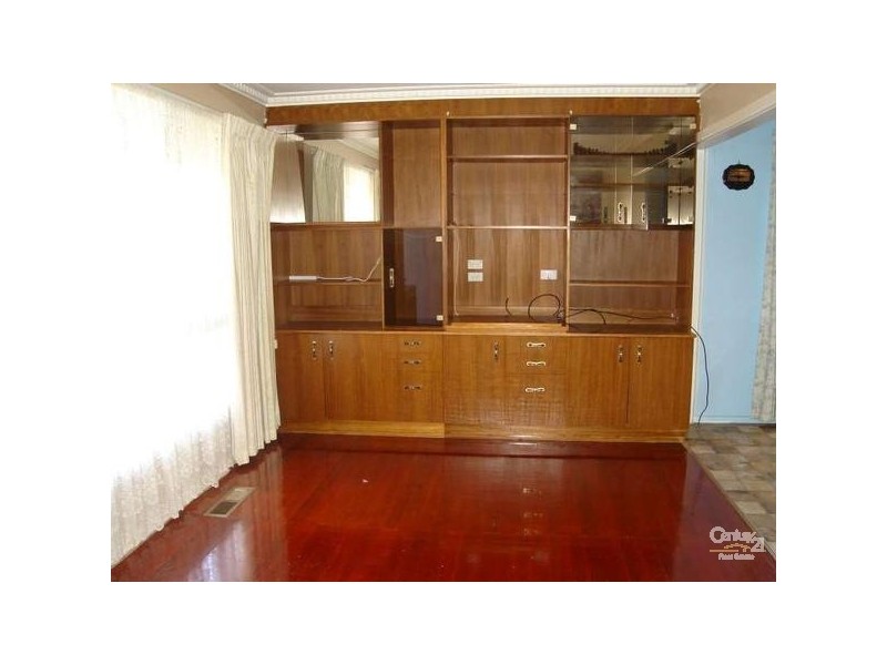 9 Fairbairn Street, Springvale VIC 3171