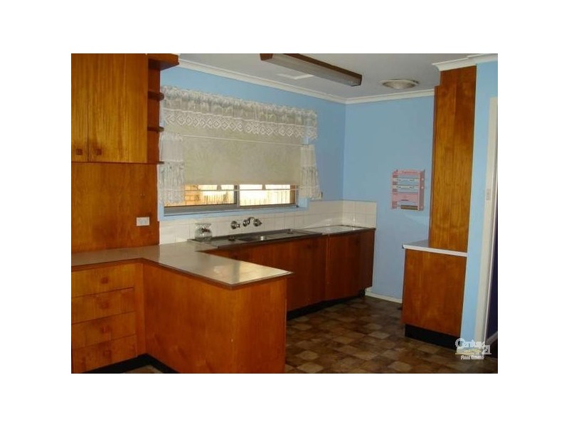 9 Fairbairn Street, Springvale VIC 3171