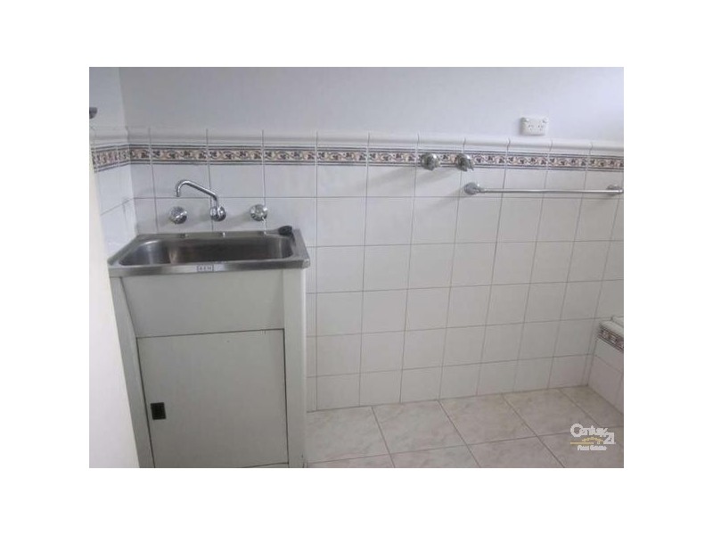 2/3 Hume Road, Springvale South VIC 3172