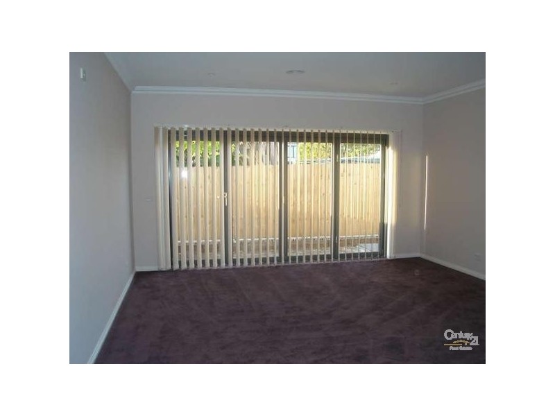 2/26 Ambrie Crescent, Noble Park VIC 3174