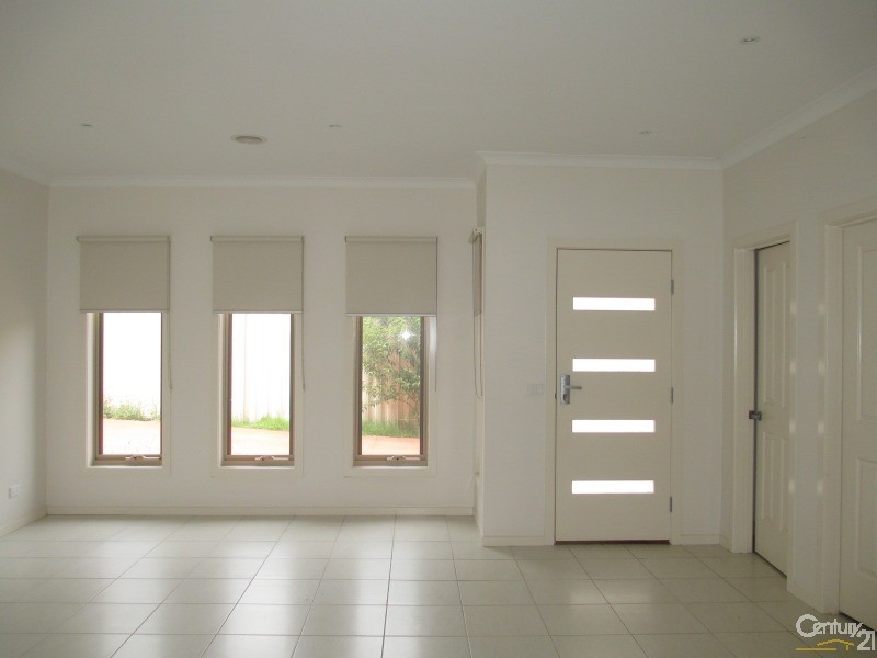 3/45 Ellt Crescent, Noble Park VIC 3174