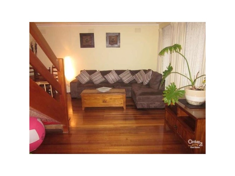 3 Kuringgai Cres, Noble Park VIC 3174