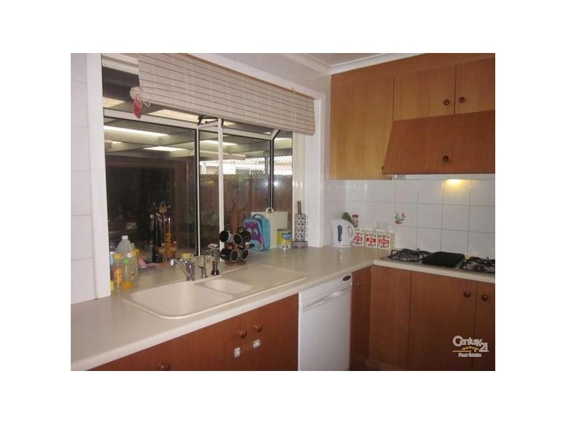 3 Kuringgai Cres, Noble Park VIC 3174