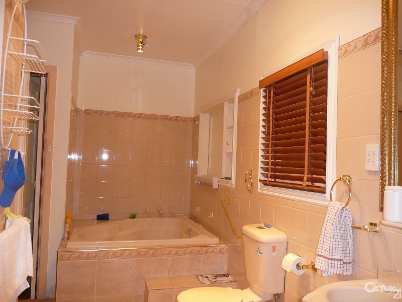 12 Keets Court, Springvale VIC 3171