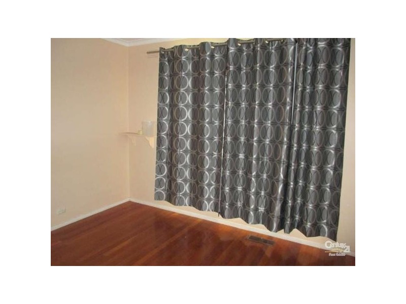 30 Putt Grove, Keysborough VIC 3173