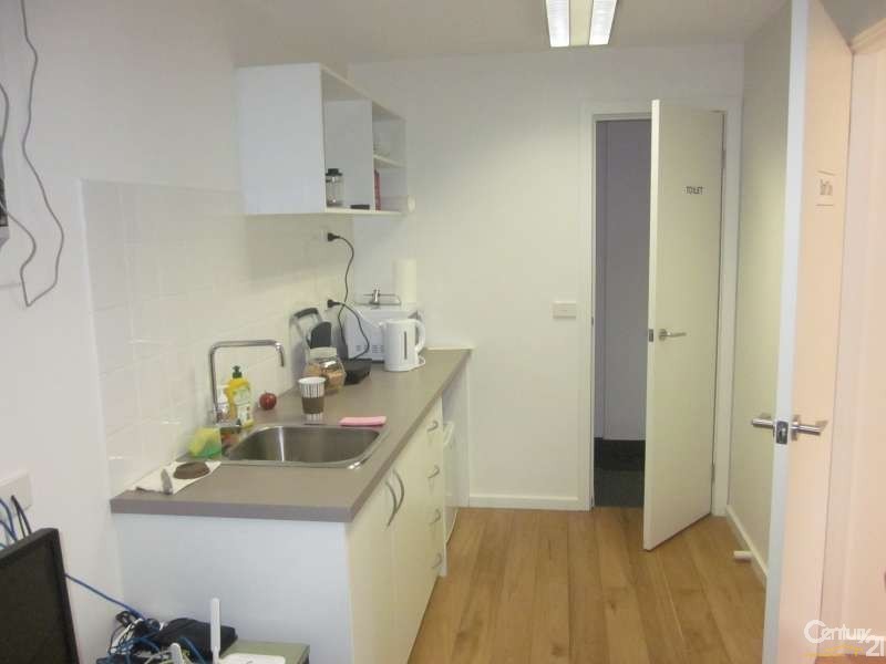 Shop 8B Balmoral Ave, Springvale VIC 3171