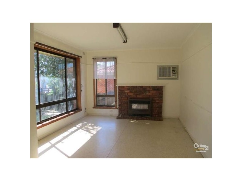 36 Chifley Crescent, Dandenong North VIC 3175