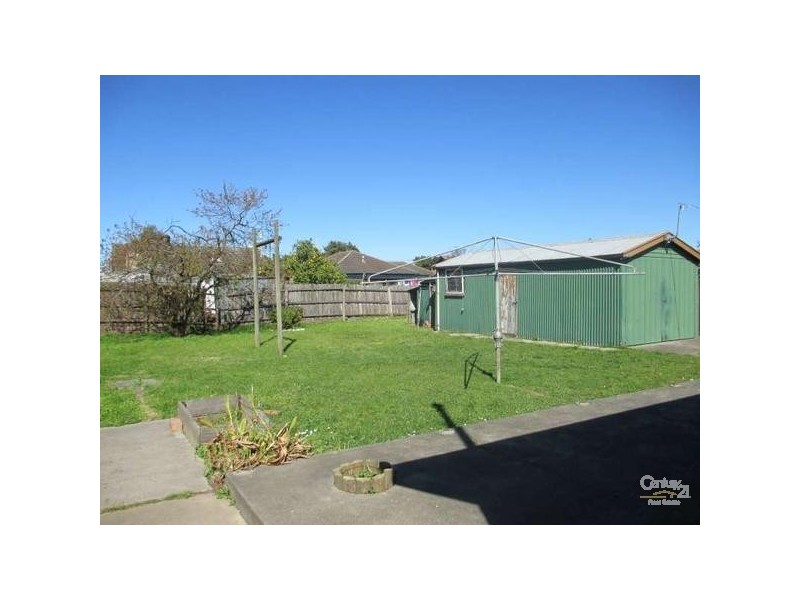 36 Chifley Crescent, Dandenong North VIC 3175