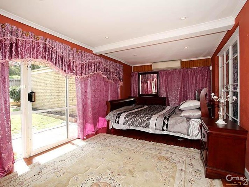 30 Barbara Ave, Dandenong North VIC 3175