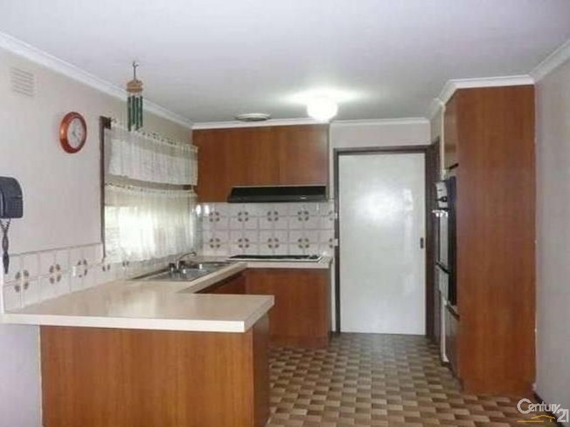 10 Janelaine Court, Springvale South VIC 3172