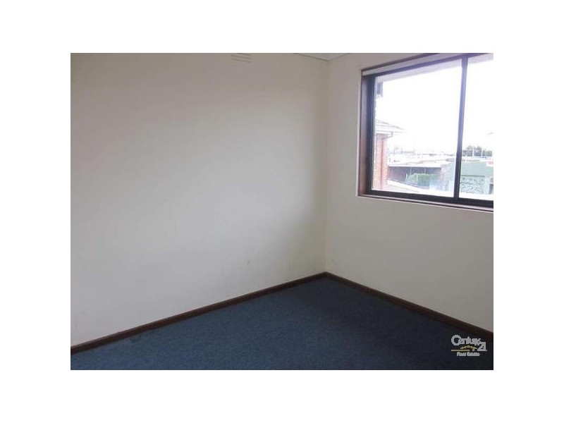 1/12 Kelvin Grove, Springvale VIC 3171