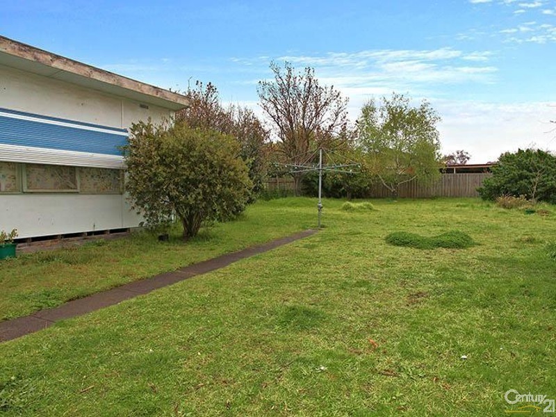 6 Simpson Street, Noble Park VIC 3174